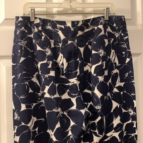 DANA BUCHMAN PANT SZ 14 NAVY/WHITE FLORAL 100%COTTON POCKETS/LOOPS FRONT ZIPPER - Picture 4 of 6